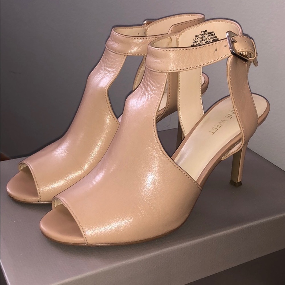 Nine West Peep Toe Heel